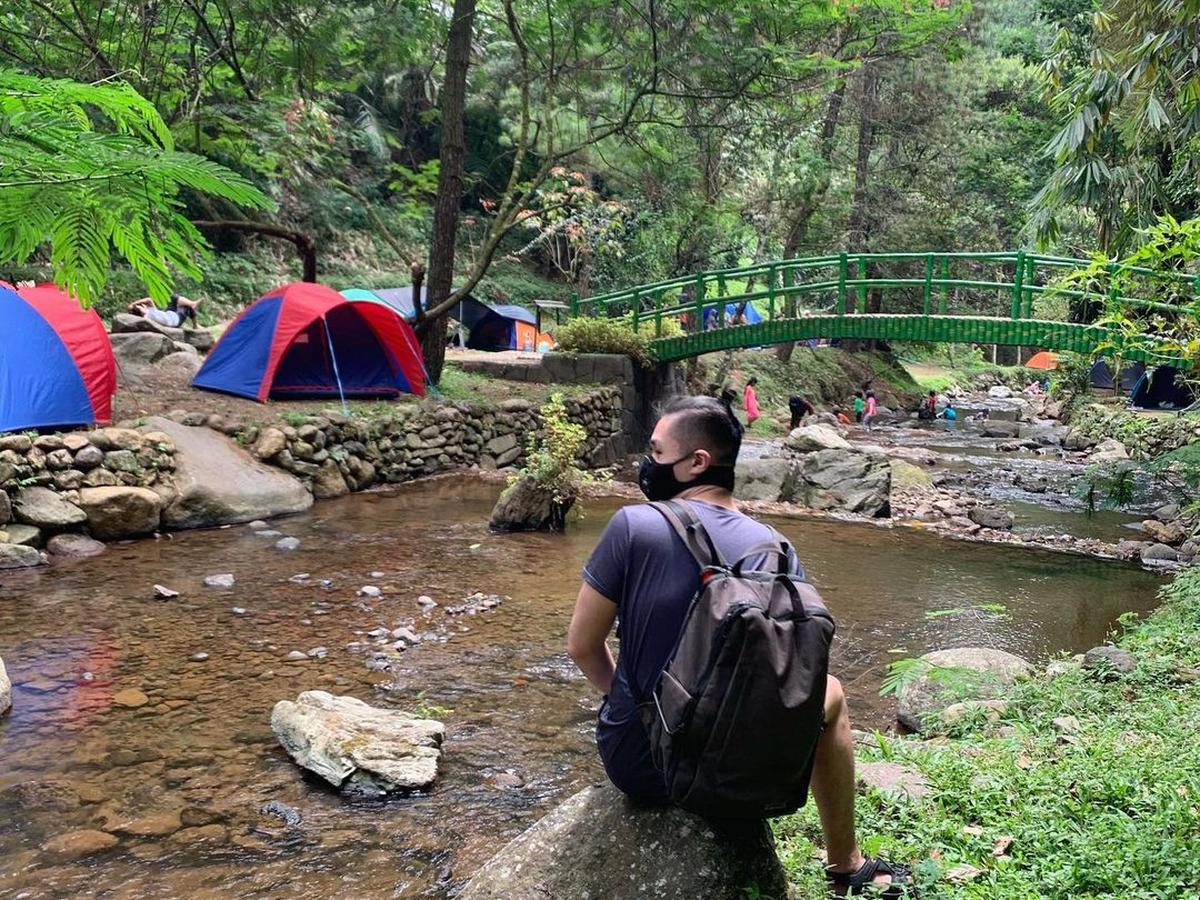 Berkemah Di Taman Wisata Alam Capolaga Subang, Tamu Bahkan Bisa Sambil Wfh - Lifestyle Liputan6.Com