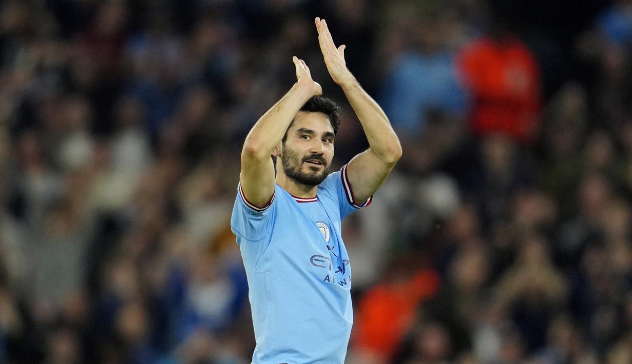 Pemain berusia 32 tahun ini sukses mengacak-acak lini pertahanan Real Madrid. Ilkay Gundogan mencatatkan dua dribel sukses dan dua umpan kunci pada laga ini. (AP Photo/Jon Super)