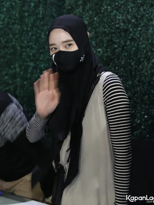 Laporan Inara Rusli teregister dalam nomor LP/B/2427/V/2023/SPKT/POLDA METRO JAYA dengan terlapor Virgoun dan Tenri Anisa tentang Pasal 284 KUHP atas dugaan perzinahan. [Foto: Budy Santoso/KapanLagi.com]