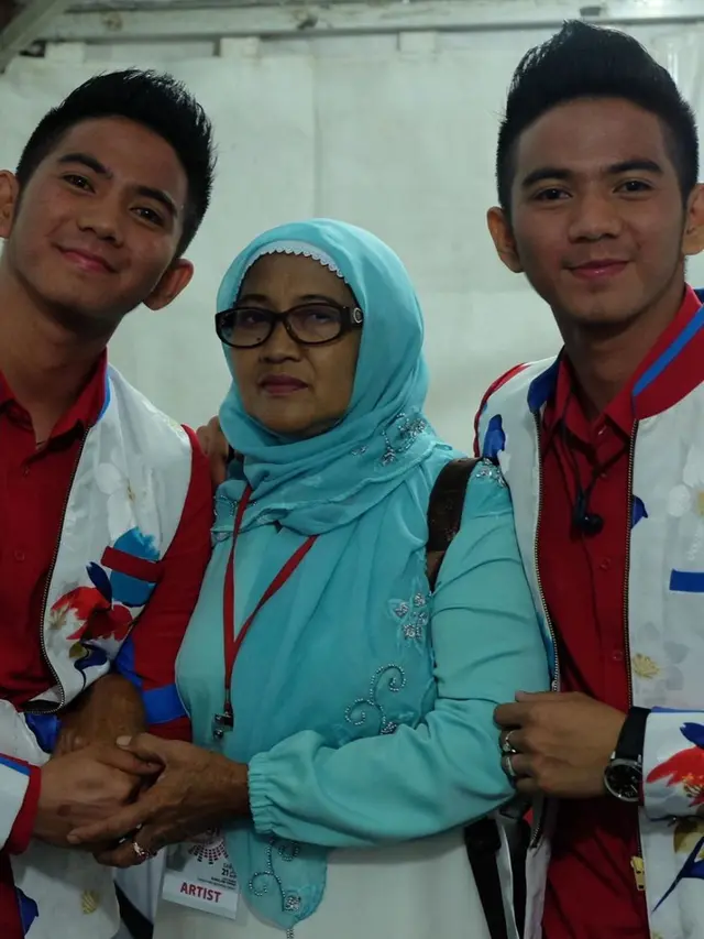 Rizki, Ridho dan Ibunda