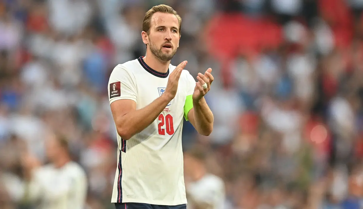 Harry Kane berhasil menempel ketat di bawah Lukaku. Kane mampu menorehkan jumlah gol dan assist yang sama dengan pemain Belgia tersebut namun ia peroleh dari lima kali bermain bersama The Three Lions. (Foto: AFP/Justin Tallis)