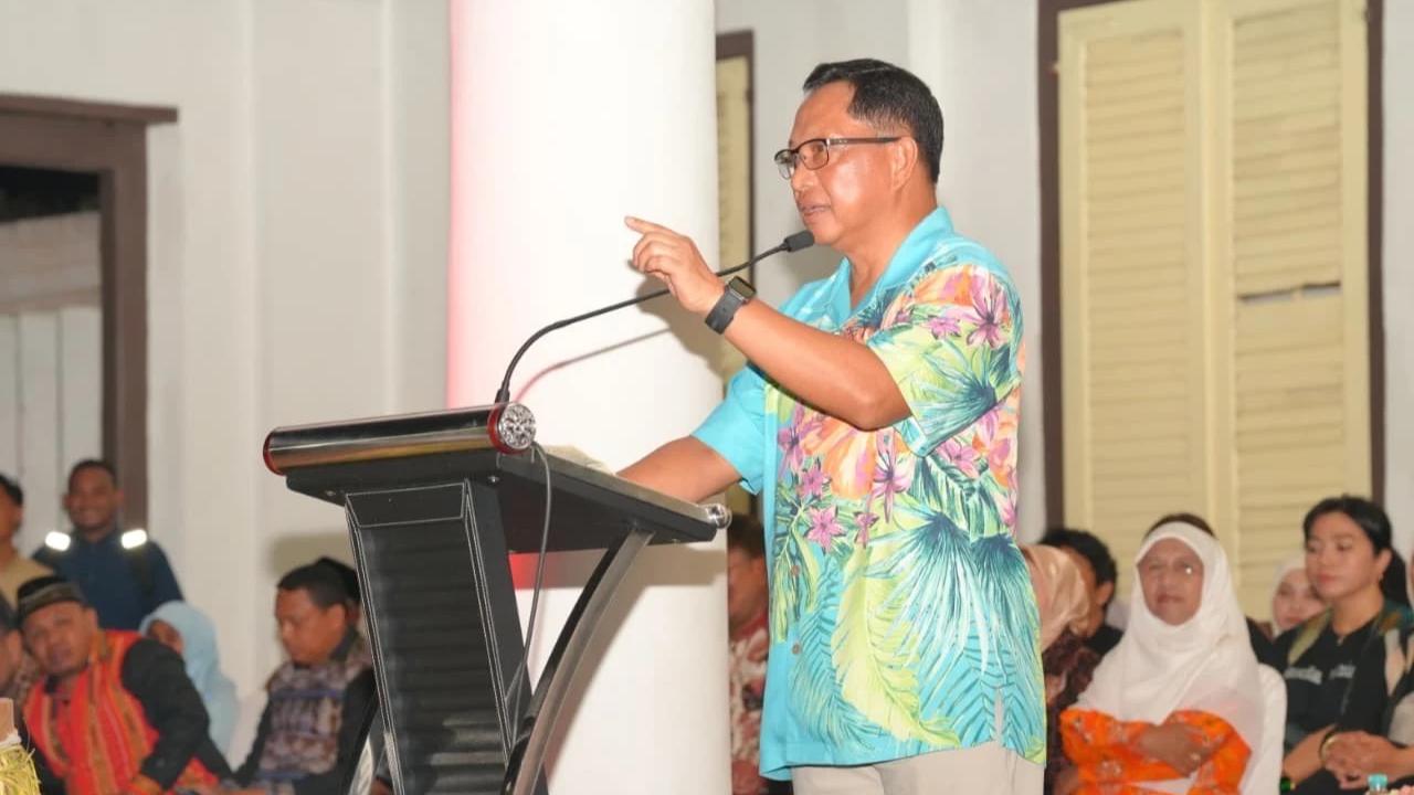 Menteri Dalam Negeri (Mendagri) Muhammad Tito Karnavian resmi membuka Banda Heritage Festival di Istana Mini, Banda Neira, Kabupaten Maluku Tengah