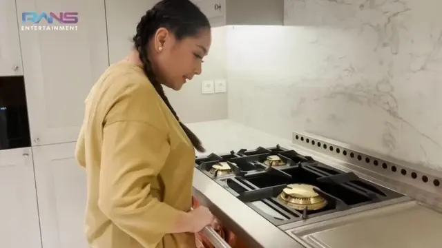 Kompo mewah Nagita Slavina oto: Youtube RANS Entertainment.