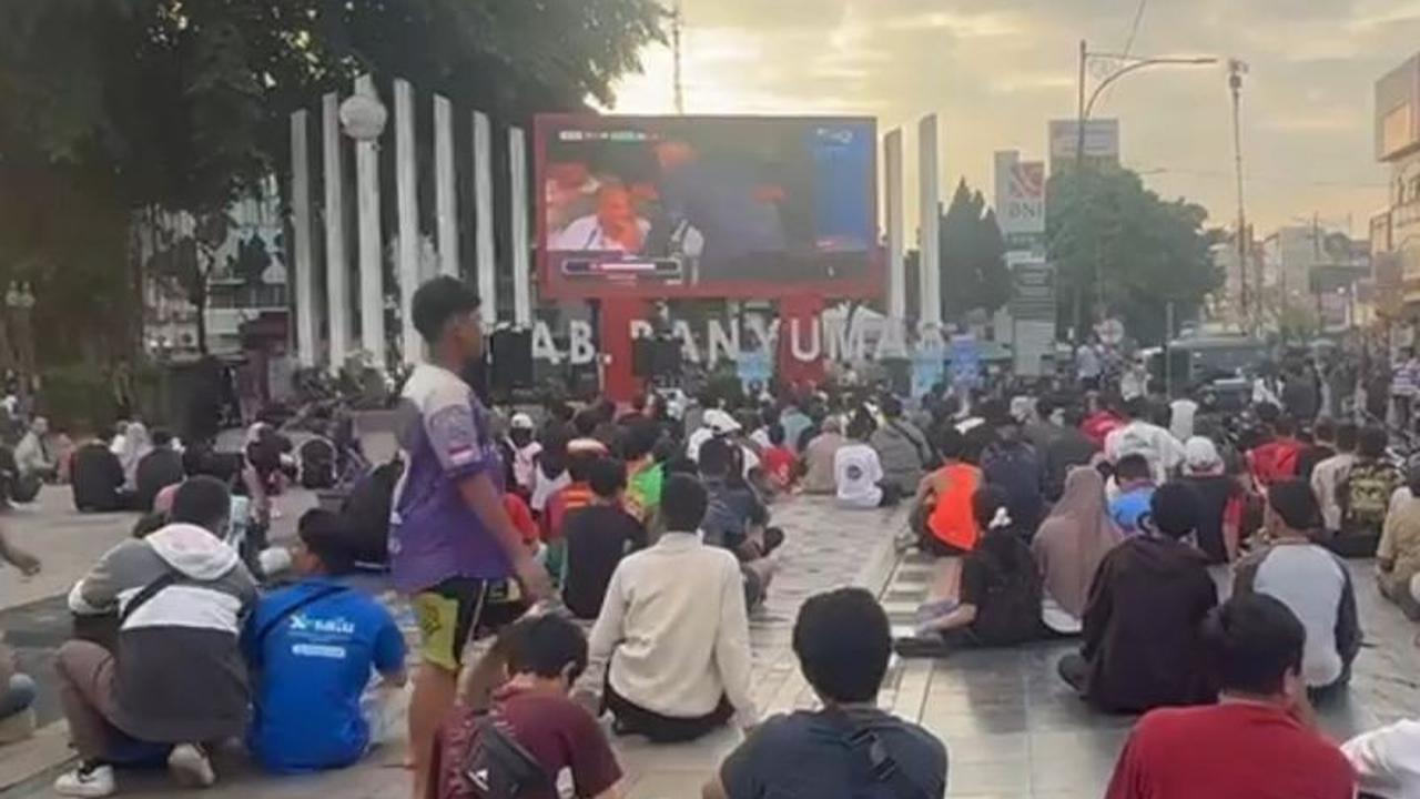 Semarak Nobar Piala Dunia Purwokerto: RRI dan TVRI Hadirkan Pengalaman Inklusif di Alun-Alun