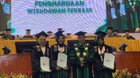 UICI Gelar Wisuda Perdana, Rektor Tekankan Pentingnya Inovasi dan Akses Pendidikan Digital
