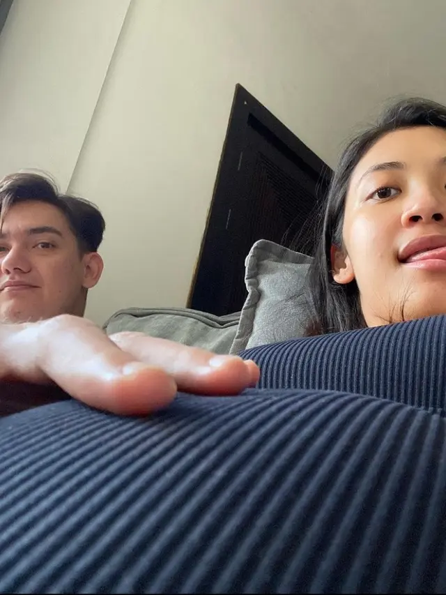 Istri Adipati Dolken Melahirkan