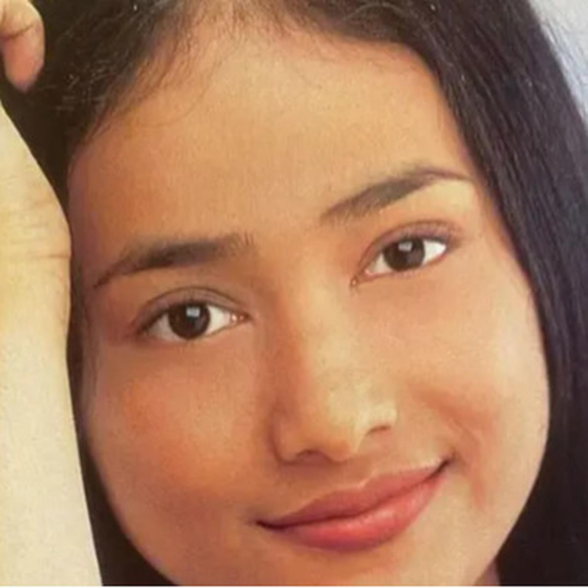 Potret lawas Cindy Fatikasari