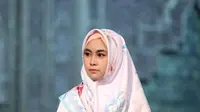 "Persiapan sebelum ke sini pastinya penampilan. Bajunya tema hijab warna pastel. Aku ada banyak koleksinya," pungkas Annisa Rahma. (Nurwahyunan/Bintang.com)