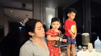 6 Potret Dapur dan Meja Makan Rumah Jessica Iskandar dan Vincent Verhaag, Minimalis dan Mewah