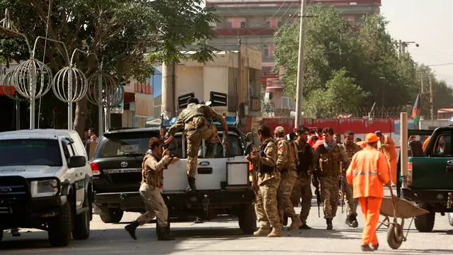 Serangan Bom Bunuh Diri Tewaskan 35 Orang di Afghanistan