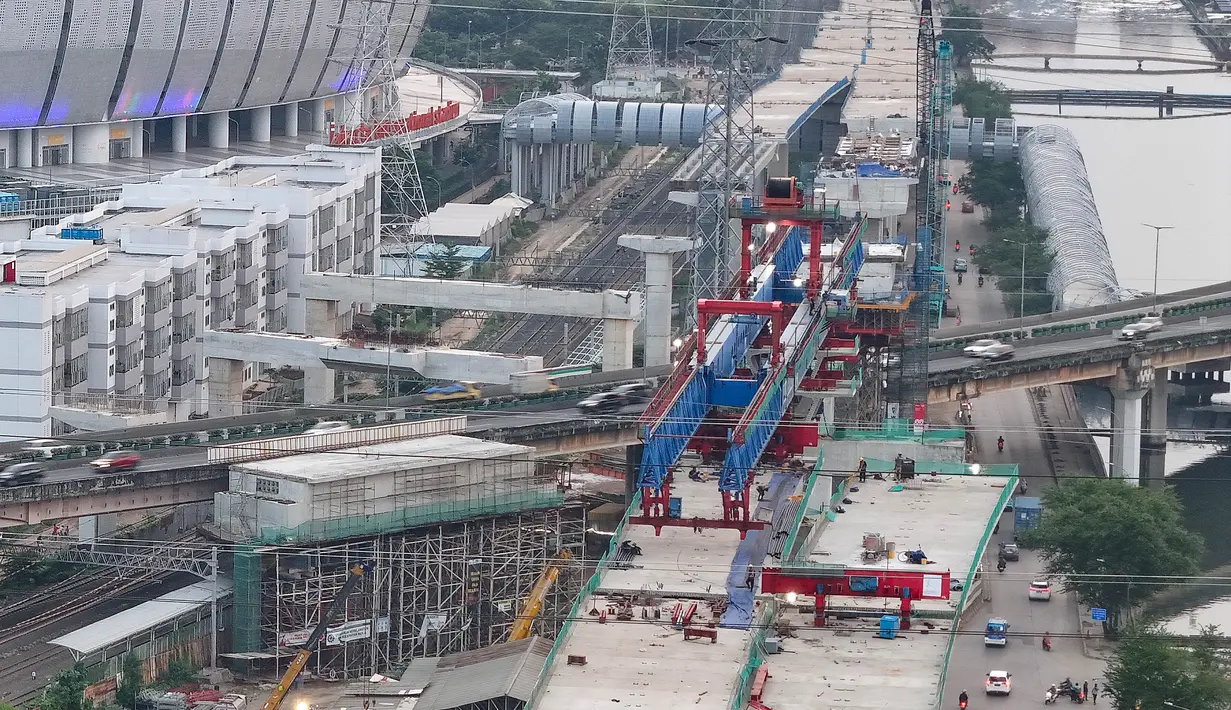 Pembangunan tol ini menelan biaya investasi sekitar Rp15,8 triliun. (merdeka.com/Arie Basuki)