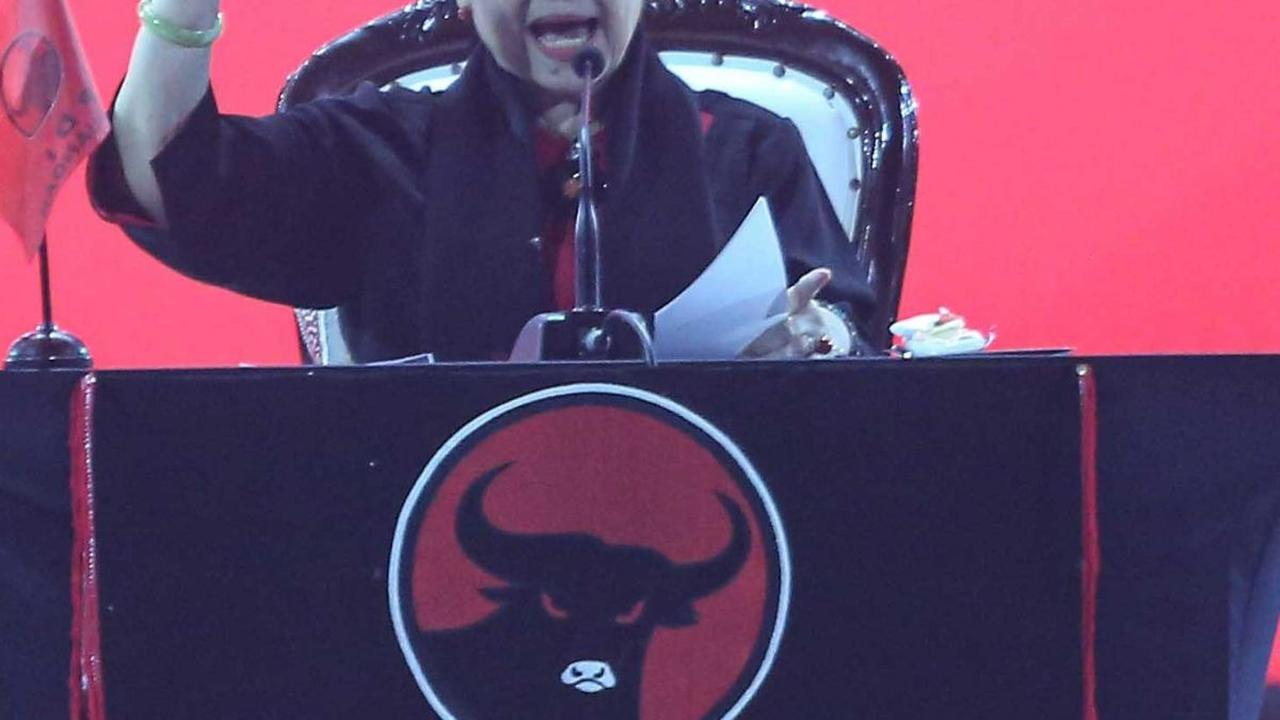 Megawati menegaskan, the founding father yaitu Soekarno sudah meletakkan Pancasila dengan segala sila yang ada di dalamnya untuk diamalkan rakyat Indonesia untuk mempersatukan.