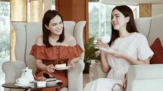 Alice mengawali karier di dunia model sejak berusia 13 tahun. Berkat bakat akting yang dimilikinya, wanita 32 tahun ini terjun di dunia seni peran. Kini ia sudah membintangi sejumlah sinetron dan film Indonesia. (Liputan6.com/IG/@alicenorin)