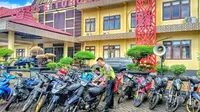 Puluhan motor yang akan digunakan balap liar disita Polres Situbondo (Istimewa)