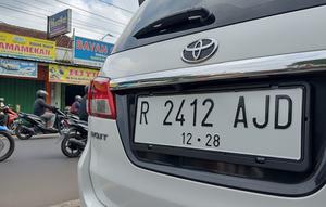 Ilustrasi Tanda Nomor Kendaraan Plat R/ Ilustrasi AI