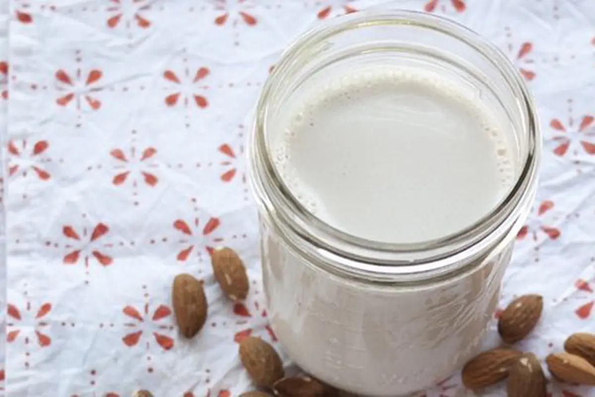 Susu almond/copyright thekitchn.com/Emma Christensen