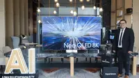 TV Samsung Neo QLED 8K yang dibekali dengan fitur kecerdasan buatan, selain hadirkan gambar dan audio yang imersif juga memungkinkan pengguna menikmati tayangan hiburan dengan lebih personal sesuai preferensi masing-masing (Liputan6.com/ Agustin Setyo Wardani).