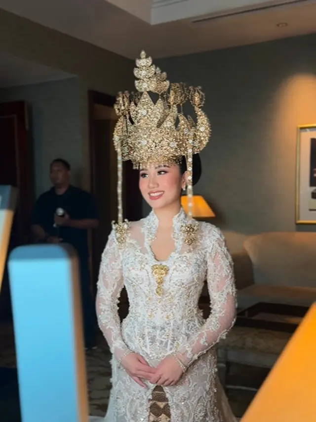 Putri Ketiga Erick Thohir, Magisha Afryea saat resepsi pernikahan.  [@erickthohir]