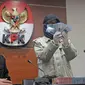 KPK Tangkap Bupati Lampung Tengah. (Liputan6.com/Herman Zakharia)