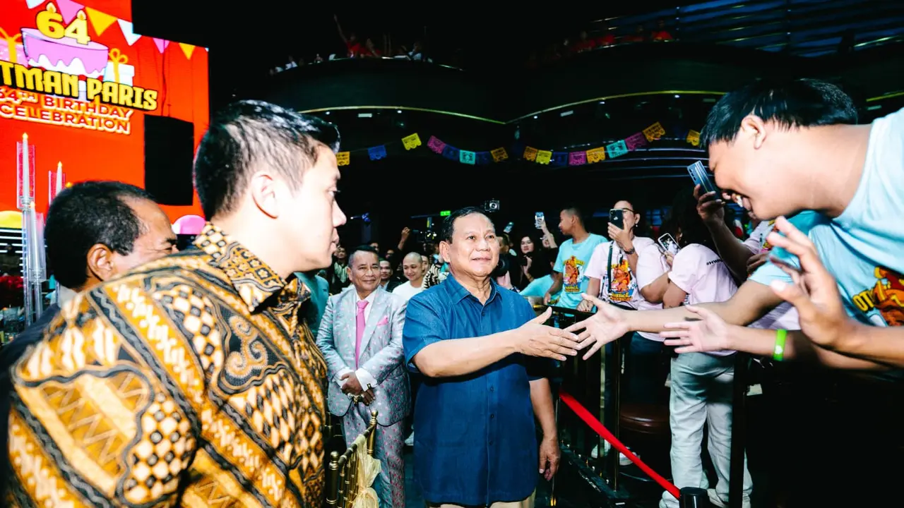 Ultah Hotman Paris