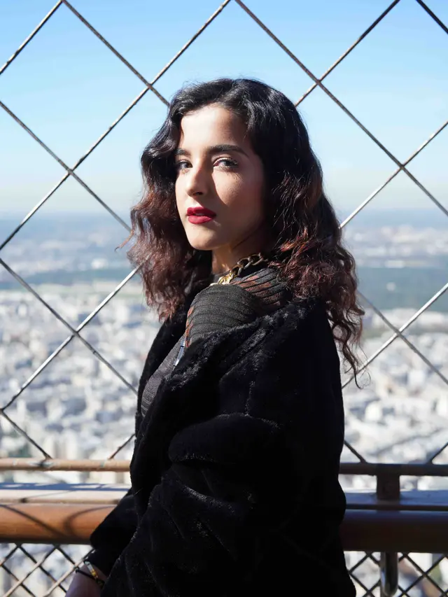 Rahasia makeup bergaya Parisian look ala Tasya Farasya dan Sarah Ayu