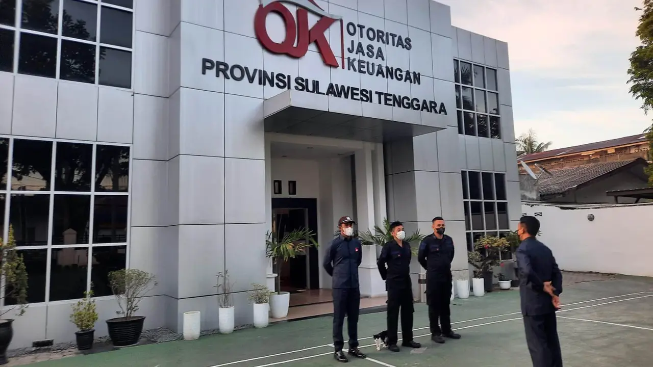 Pesatnya perkembangan jumlah konsumen pasar modal di Sulawesi Tenggara menyebabkan OJK goat mengedukasi hingga ke tingkat kampus dan kalangan pelajar.(dok OJK)