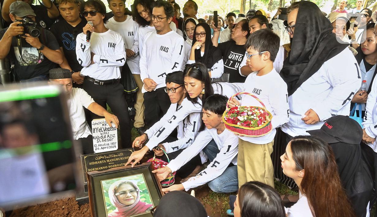 Bunda Iffet meninggal dunia pada usia 87 tahun. (Liputan6.com/Angga Yuniar)