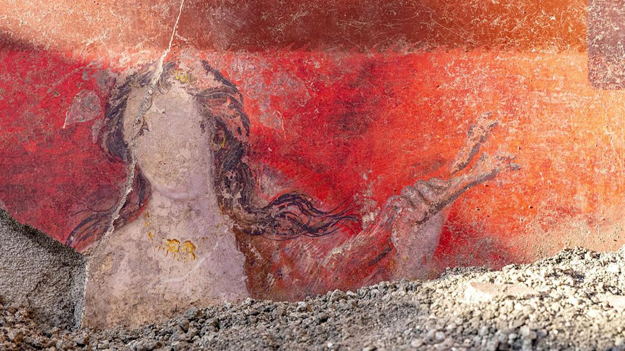 Penemuan lukisan dinding langka di Pompeii