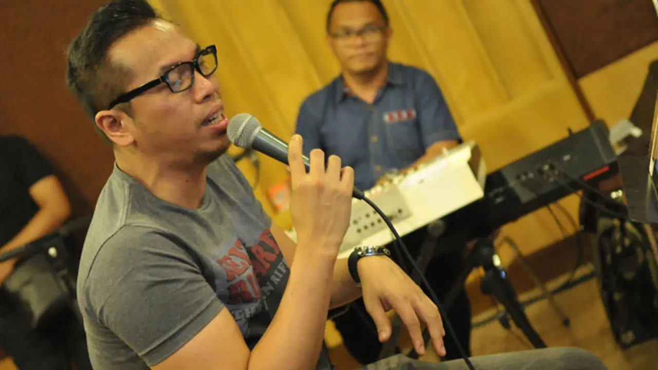 Sammy Lupa Syair Lagu Kerispatih