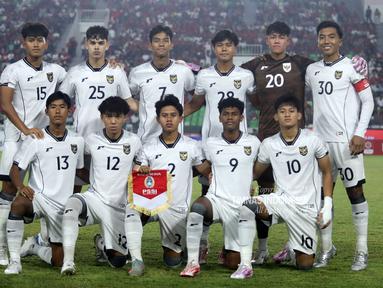 Timnas Indonesia U-17 mengakhiri Piala Kemerdekaan 2025 dengan predikat runner-up. Hasil tersebut didapatkan Skuad Garuda Muda kalah dengan skor 1-2 dari Mali dalam laga terakhir yang berlangsung di Stadion Utama Sumatera Utara, Deli Serdang, Senin (18/8/2025) malam WIB. (Dok. PSSI)