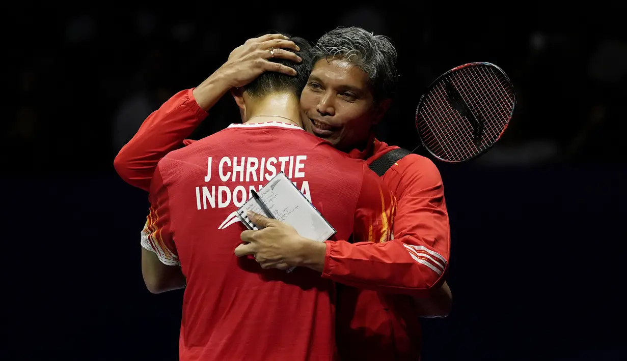 Kemenangan itu membawa Jonatan Christie dkk. bakal tampil di final Piala Thomas 2024, bersamaan dengan tim putri yang akan tampil di final Piala Uber 2024. (AP Photo/Ng Han Guan)