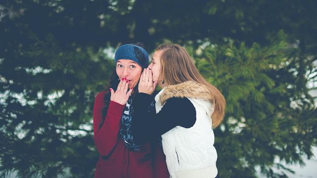 31 Kata Kata Bijak Buat Teman Munafik Ungkapan Sindiran Yang Menohok Dan Menyentil Perasaan Ragam Bola Com