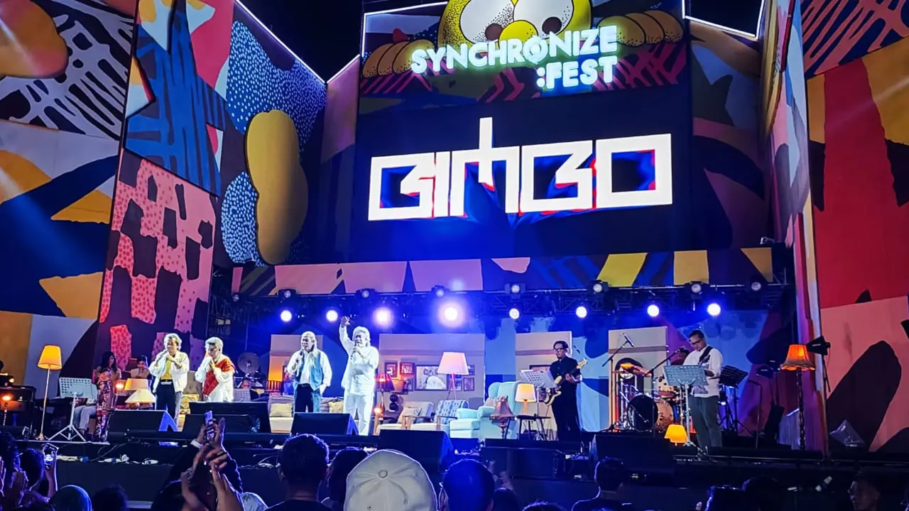 Bimbo bersama Yanti Bersaudara di Synchronize Fest 2023.