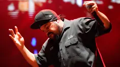 Ice Cube tampil pada hari ketiga Riot Fest 2022 di Douglass Park, Chicago, Amerika Serikat, 18 September 2022. (Photo by Rob Grabowski/Invision/AP)