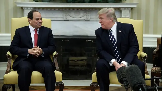 Donald Trump saat menyambut Presiden Mesir Abdel Fattah el-Sisi di Gedung Putih