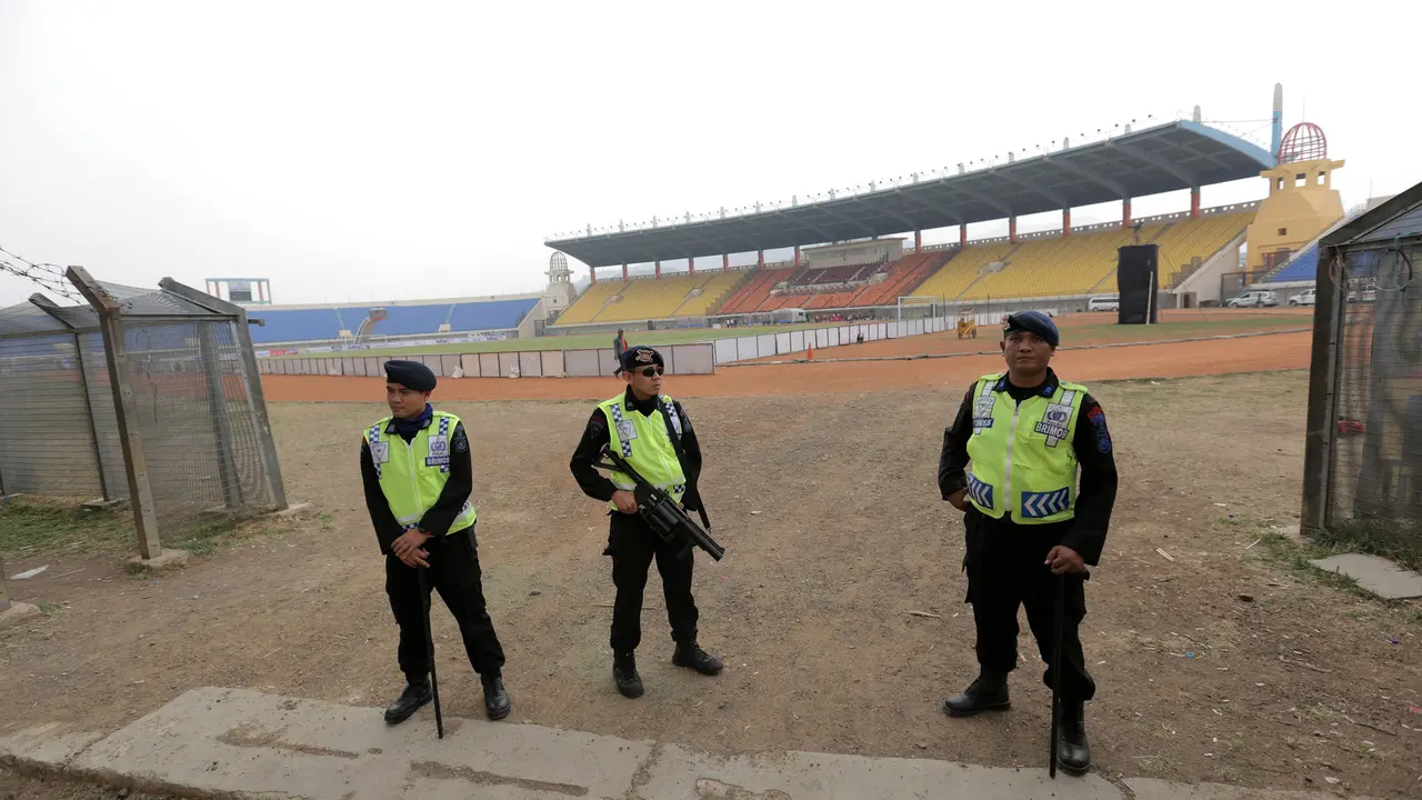 Pengmanan, Persib Bandung vs Malaysia Selection, Si Jalak Harupat
