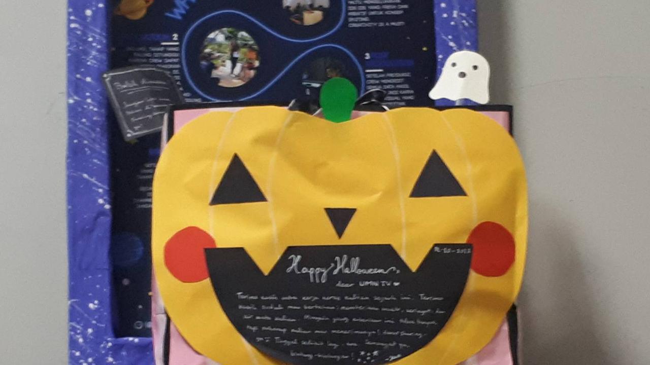 Halloween Treat lewat Box Isi Snack