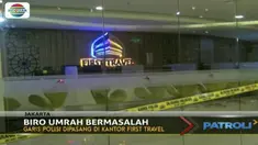 Penyidik Direktorat Tindak Pidana Umum Bareskrim Polri menyita sejumlah dokumen dan barang dari kantor First Travel TB Simatupang.