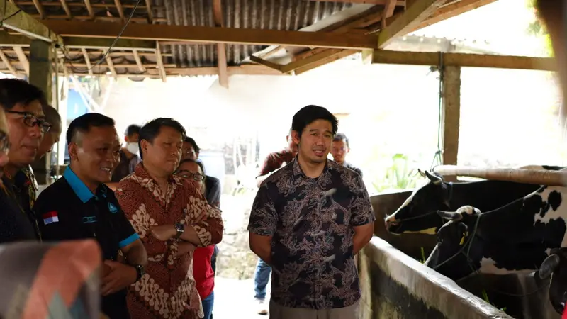 Kementan RI dukung Sarihusada yang mengadakan lokakarya turut dihadiri pemerintah pusat dan pemerintah daerah untuk pendanaan, pengelolaan bisnis, dan peningkatan pengetahuan, peternak sapi perah.