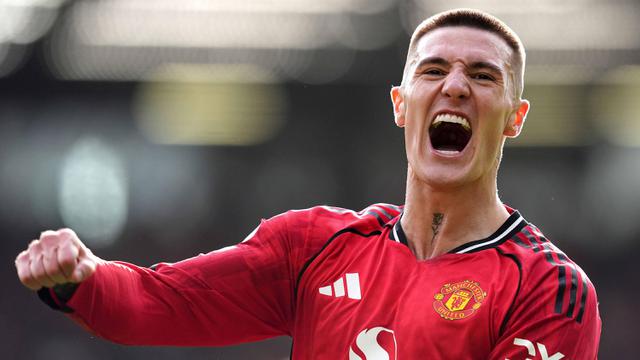 Foto: Lagi-Lagi Benjami Sesko, Cetak Gol Kemenangan dan Bawa MU ke Posisi Tiga Besar Liga Inggris