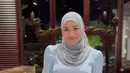 <p>Aurel Hermansyah kembali mencuri perhatian publik dengan penampilannya yang anggun dan memukau saat menghadiri pernikahan putri Ketua MPR RI, Zulkifli Hasan, dan Zumi Zola. [@aurelie.hermansyah].</p>