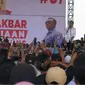 Capres nomor urut 01 Joko Widodo atau Jokowi menyapa relawan di Bandung, Jawa Barat. (Liputan6.com/ Lizsa Egeham)