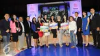 Para pemenang berfoto bersama setelah mengikuti News Presenters Competition EGTC 2016  , Yogyakarta, Kamis (3/11). Kompetisi ini menyaring para peserta yang memiliki kemampuan baik dalam membawakan berita dan  berwawasan luas. (Liputan6.com/Helmi Affandi)