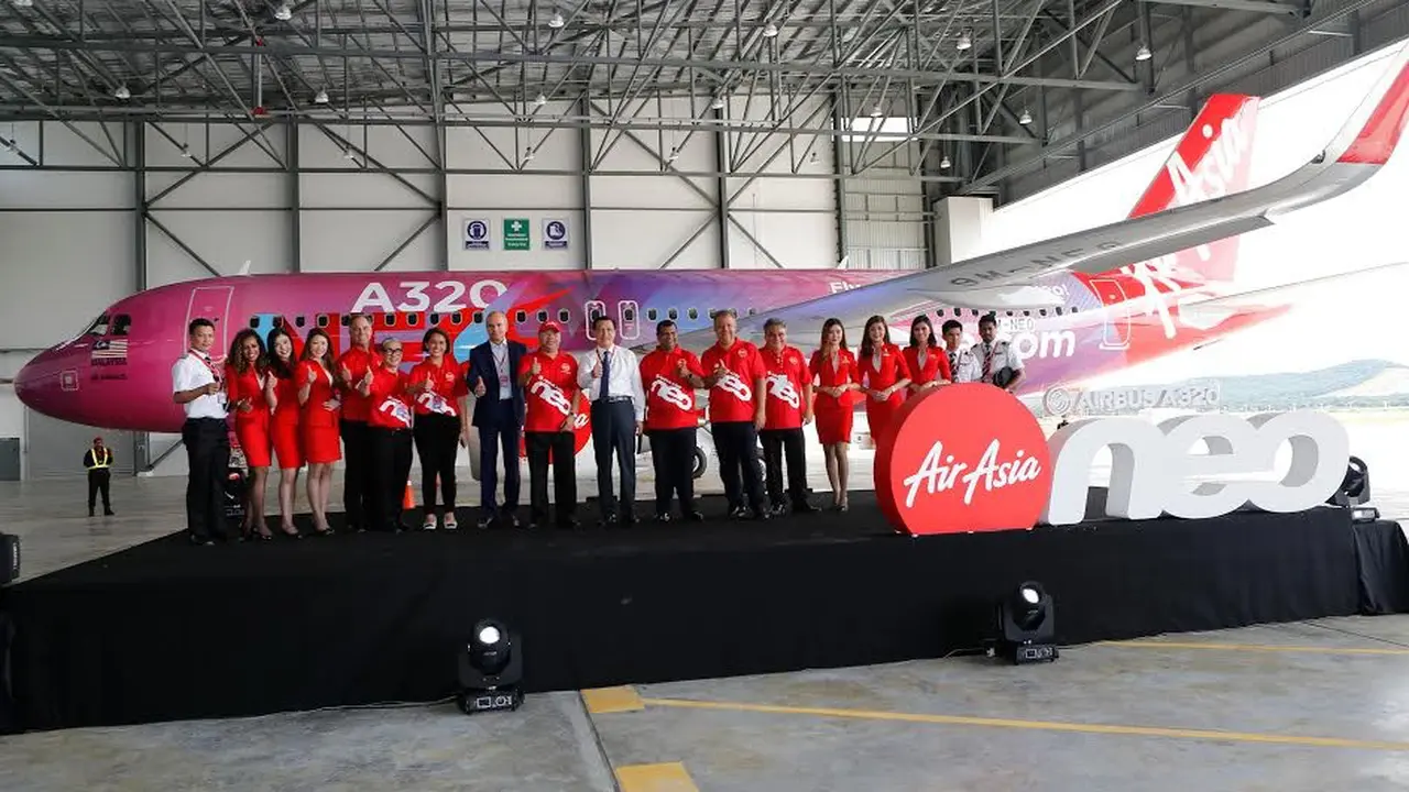 AirAsia, menjadi maskapai pertama di Asia Tenggara yang mengoperasikan pesawat Airbus A320neo. (Doc AirAsia)