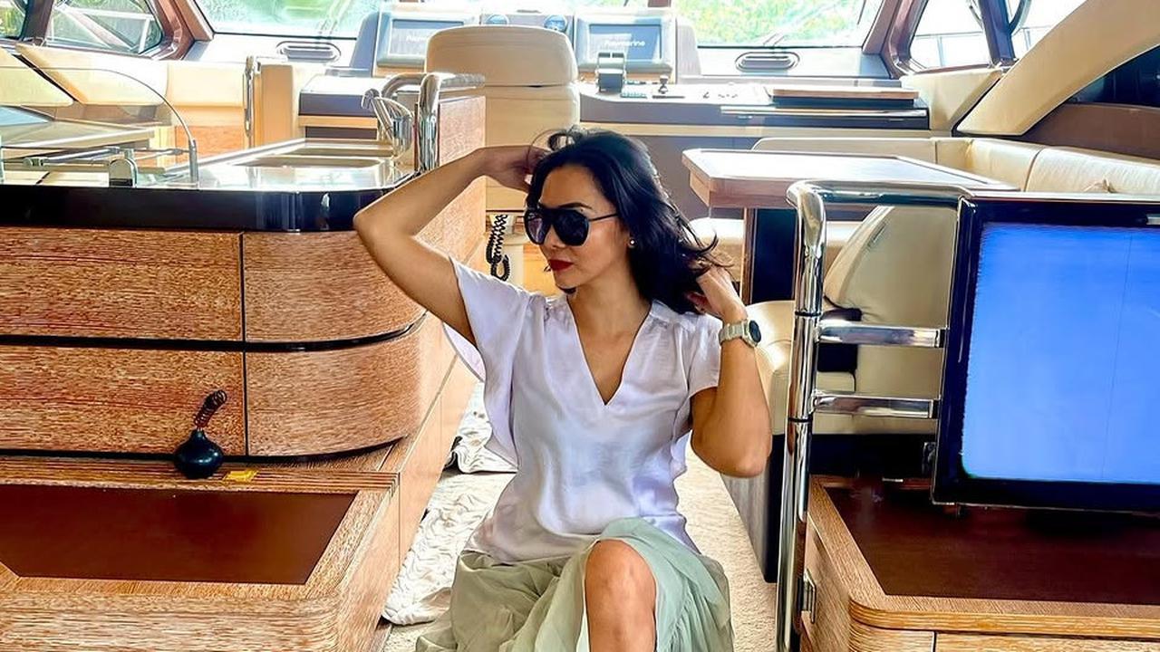 7 Potret Terbaru Dita Mey Chan, Personel Duo Maia yang Jarang Tersorot Kamera, Kini Punya Hobi Travelling