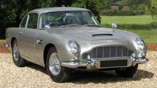 3 Mobil Klasik Inggris Tercantik Sepanjang Masa