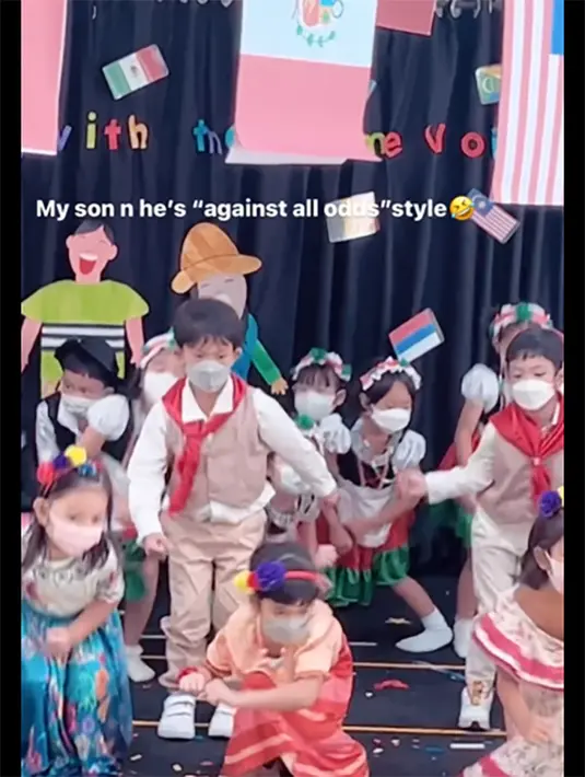 [Instagram/mrsayudewi]