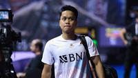 Tunggal putra Indonesia, Anthony Sinisuka Ginting, saat bertanding pada semifinal Kejuaraan Bulutangkis Asia 2023 di Sheikh Rashid Bin Hamdan Indoor Hall, Al Nasr Club, Dubai, Uni Emirat Arab, Sabtu (29/4/2023). (Bola.com/Humas PBSI)