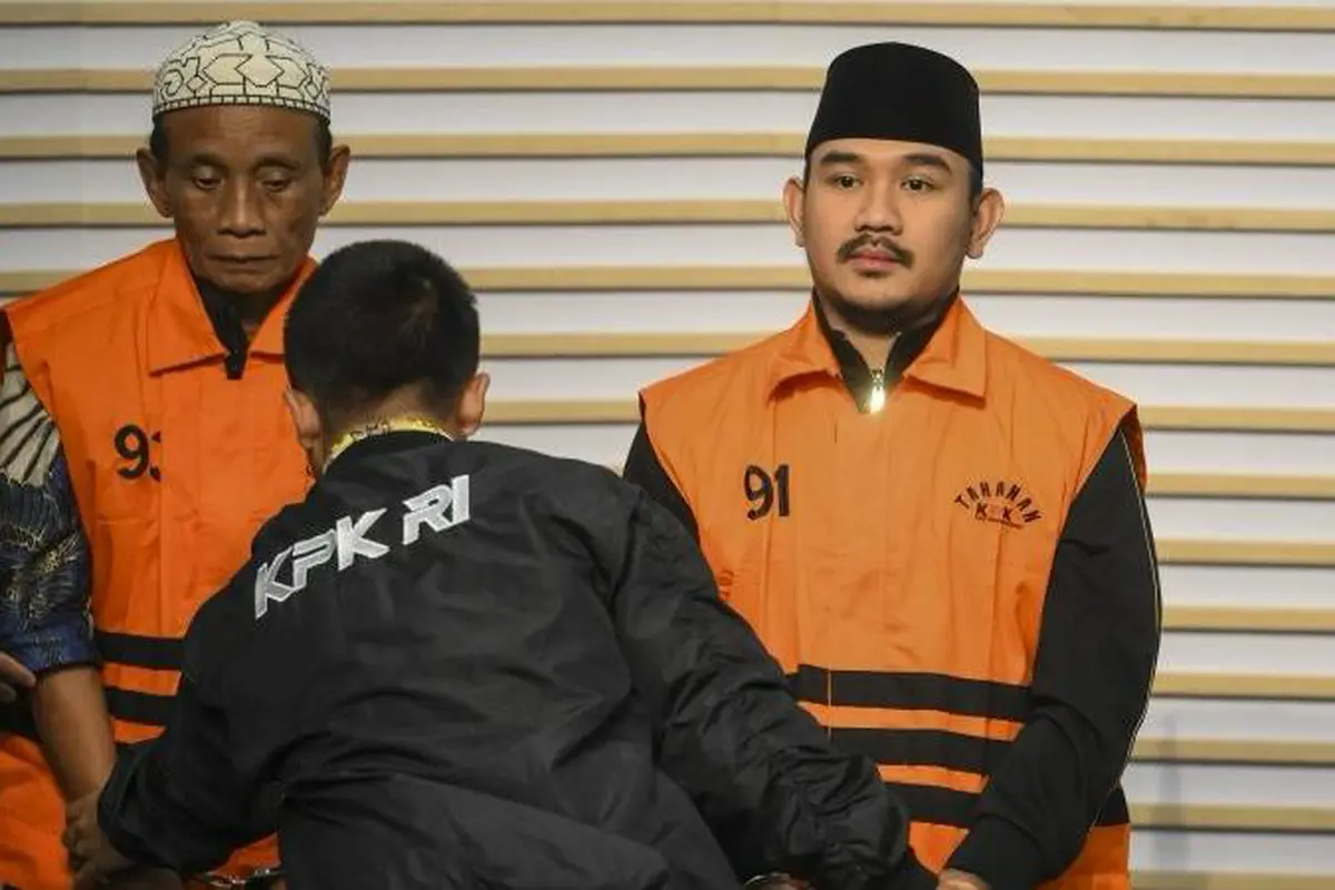 Hasil Geledah Kasus Bupati Bekasi Ade Kuswara: 49 Dokumen dan 5 Barbuk Elektronik Disita