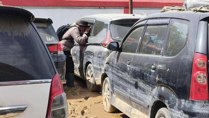 Terungkap Fakta di Balik Isu Bau Busuk Mayat dalam Mobil Korban Banjir Aceh Tamiang